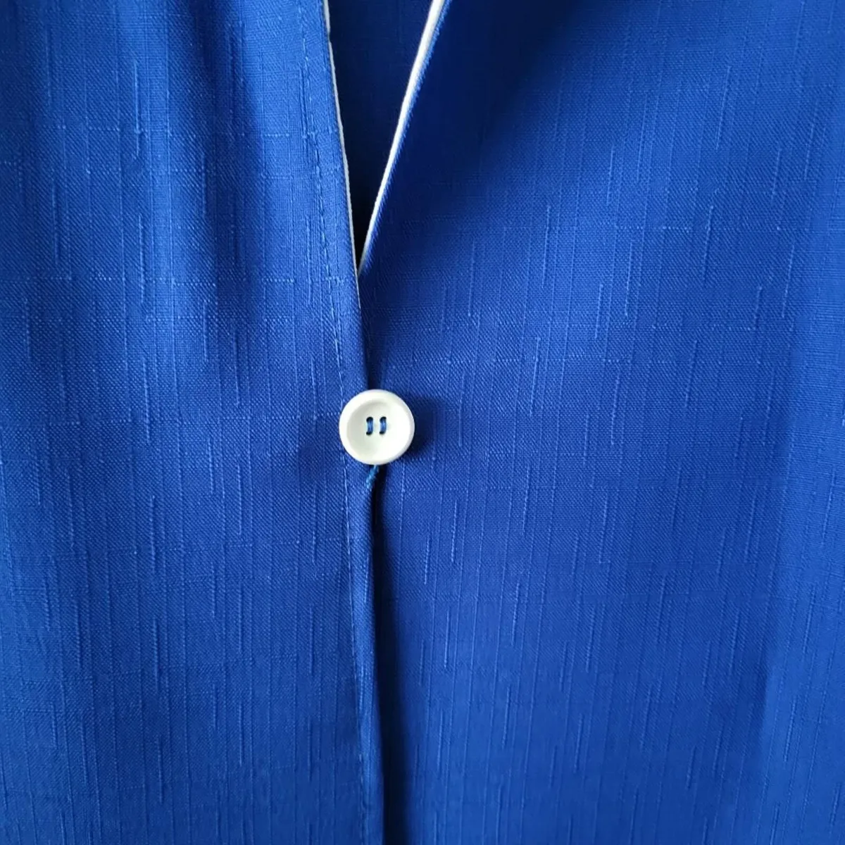 Royal blue dress suit, Size 20-22 - Image 3