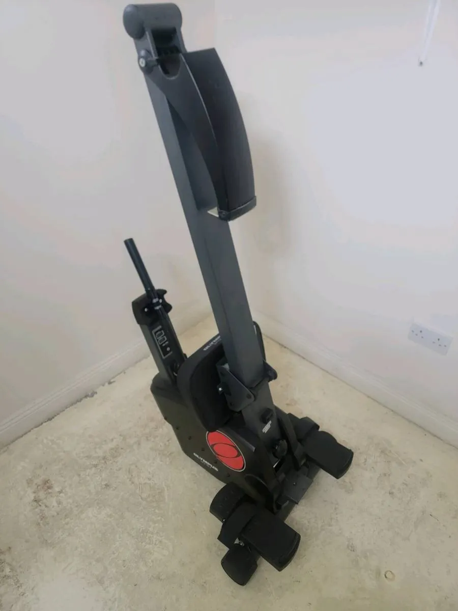Rowing machine - Image 3