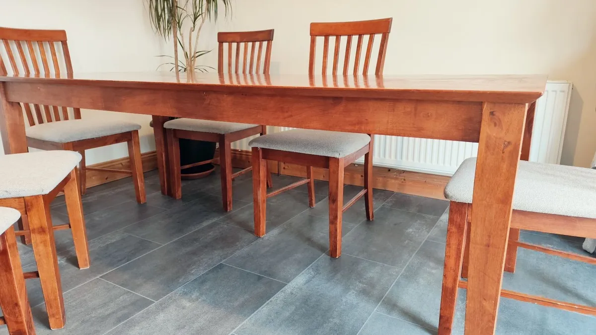 Kitchen Table - Image 2