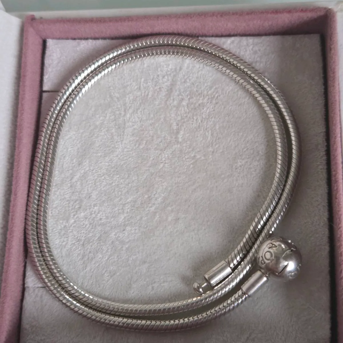 Pandora necklace moment claps excellent condition - Image 4