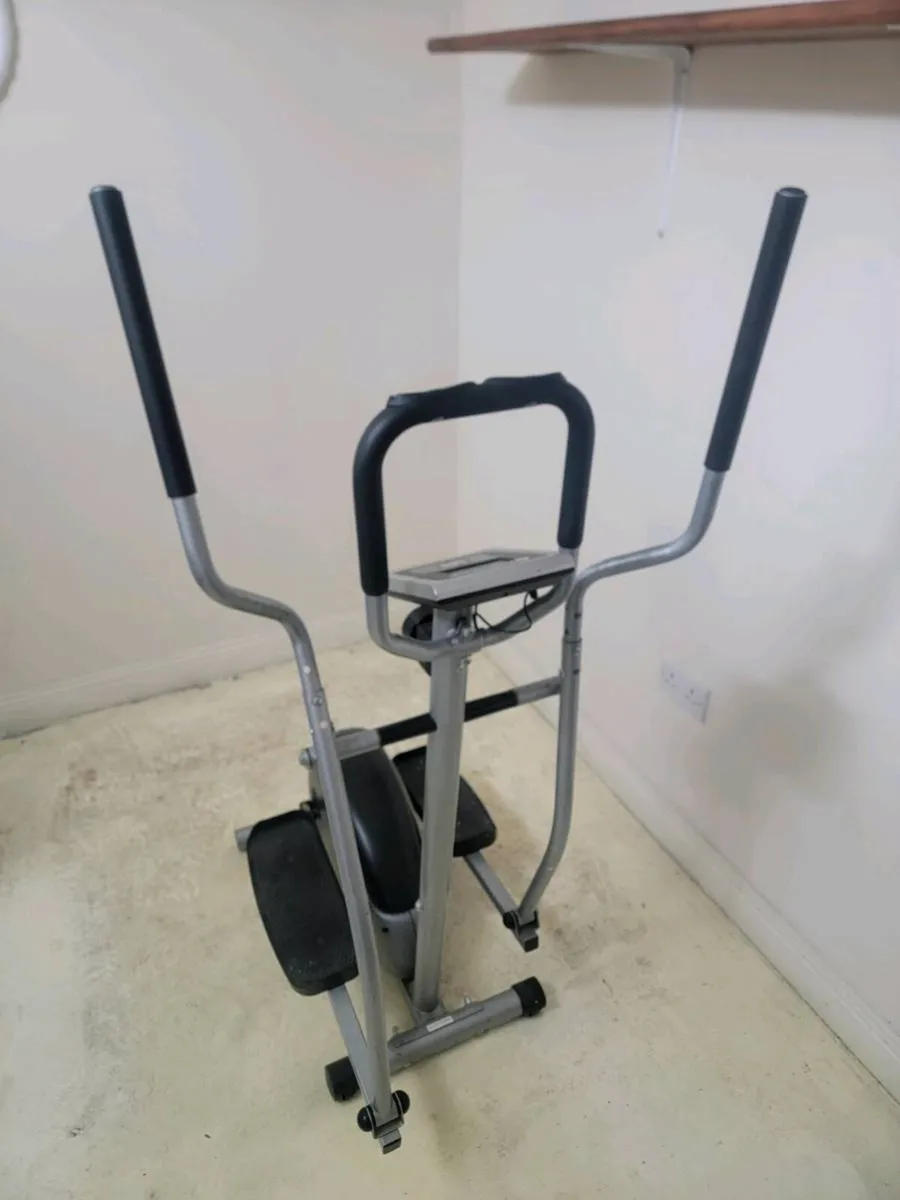 Cross country trainer - Image 1