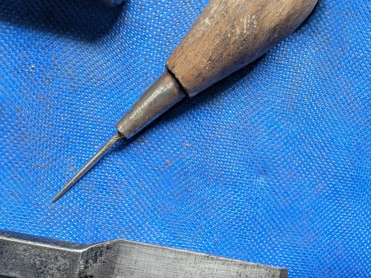 4 Leatherworking tools - Image 3