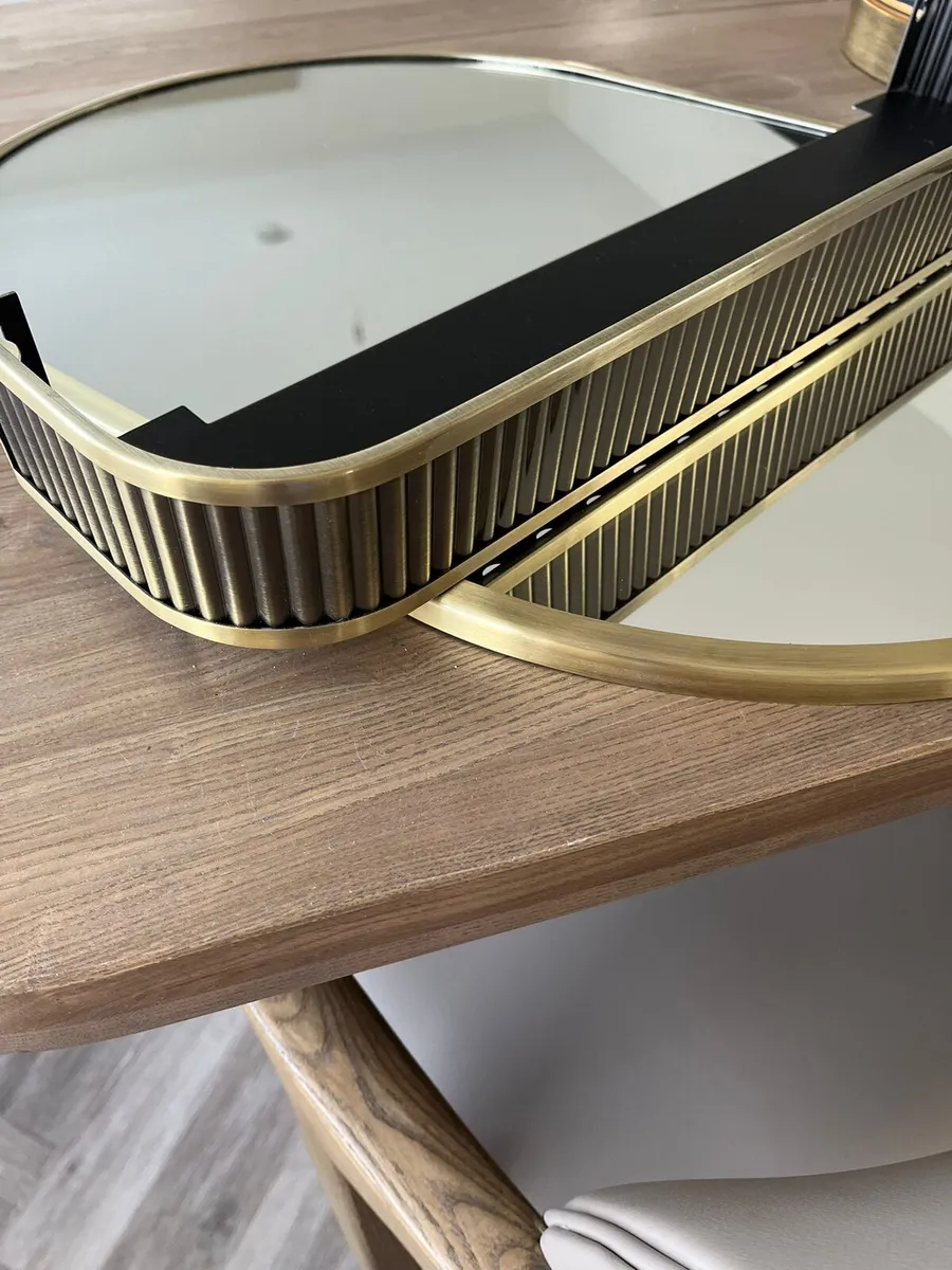 Mirror and Shelf - Image 4