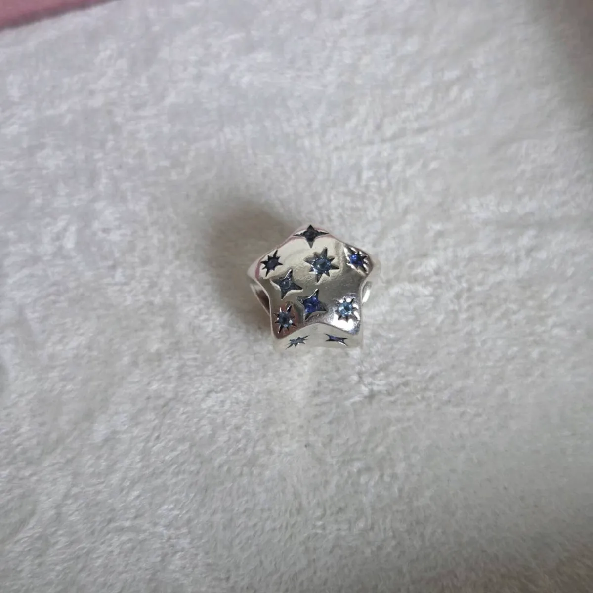 Pandora bold star  charm - Image 1