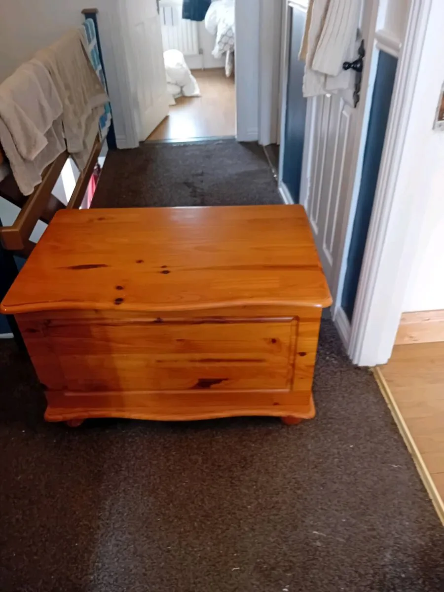 Tall lamp    small  blanket box solid pine - Image 1