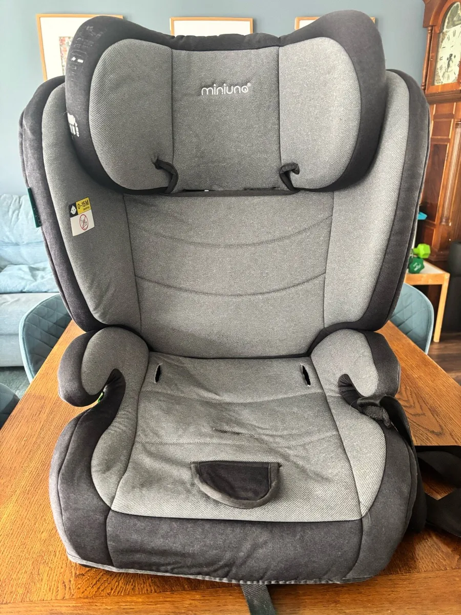 Isofix car seat - Image 1