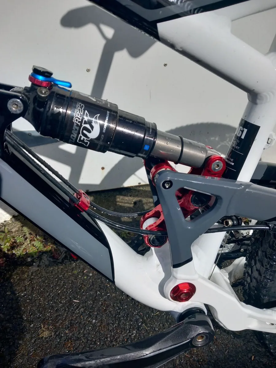 Saracen ariel atom mountain bike - Image 3