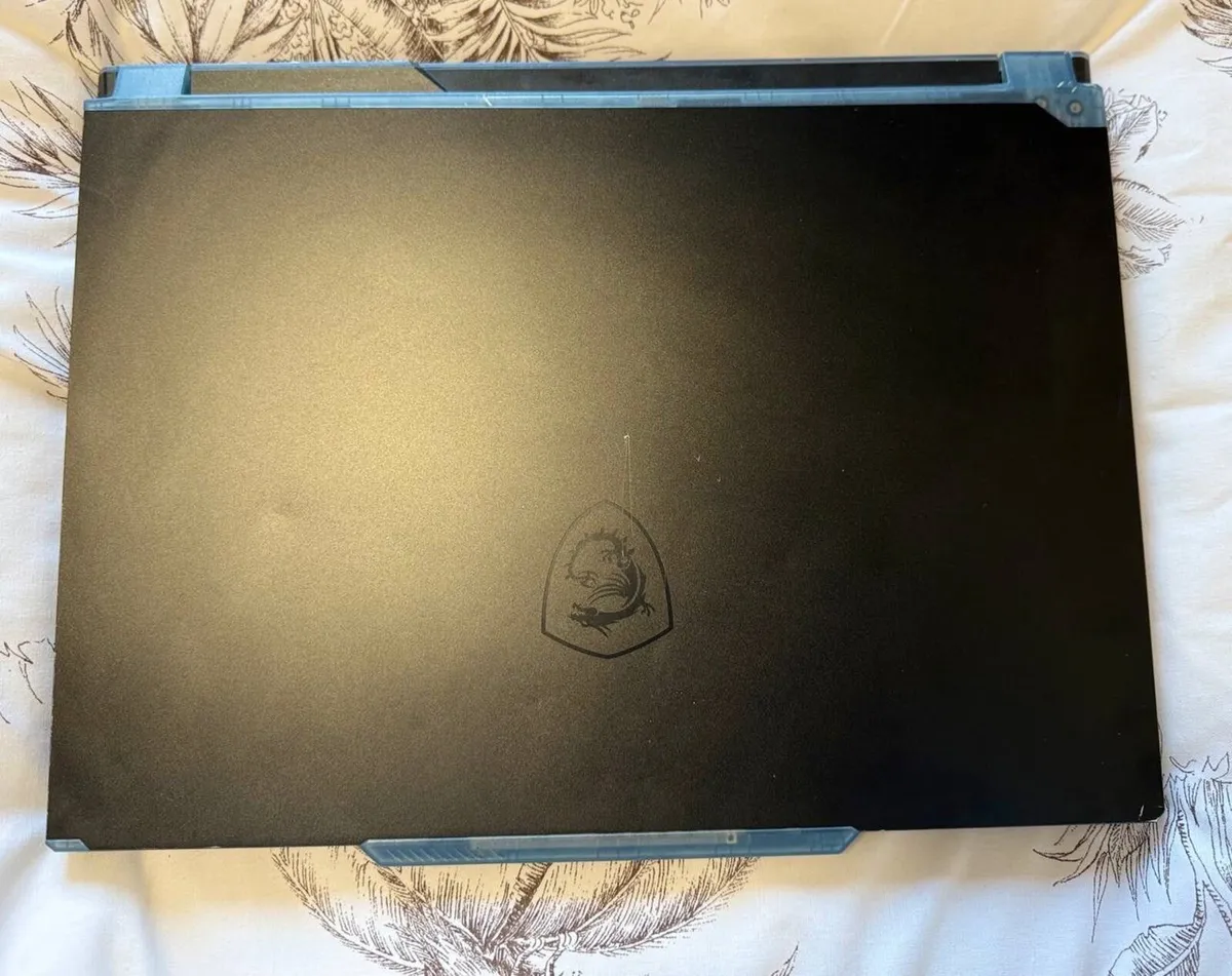 MSI Cyborg 14 - Image 2