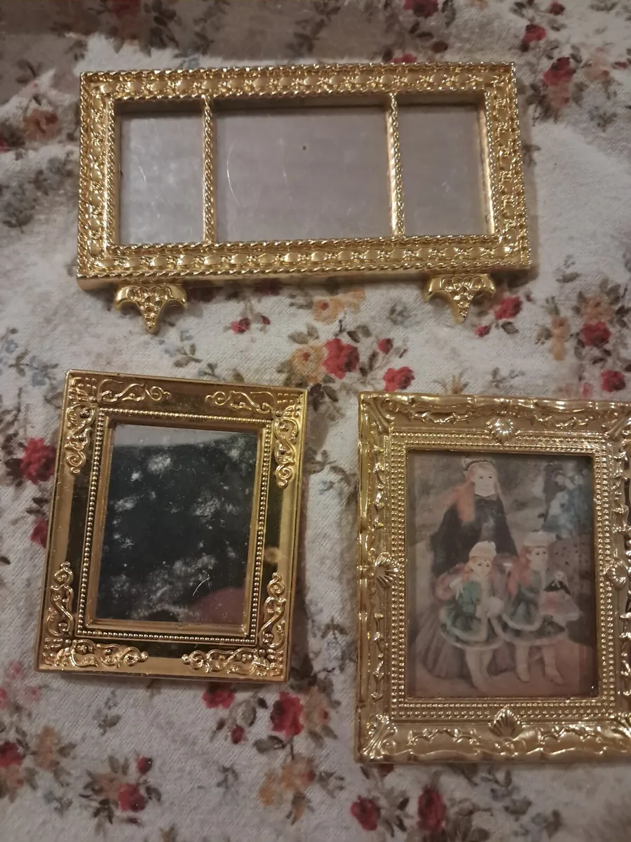 Doll"s House Furniture - Image 1