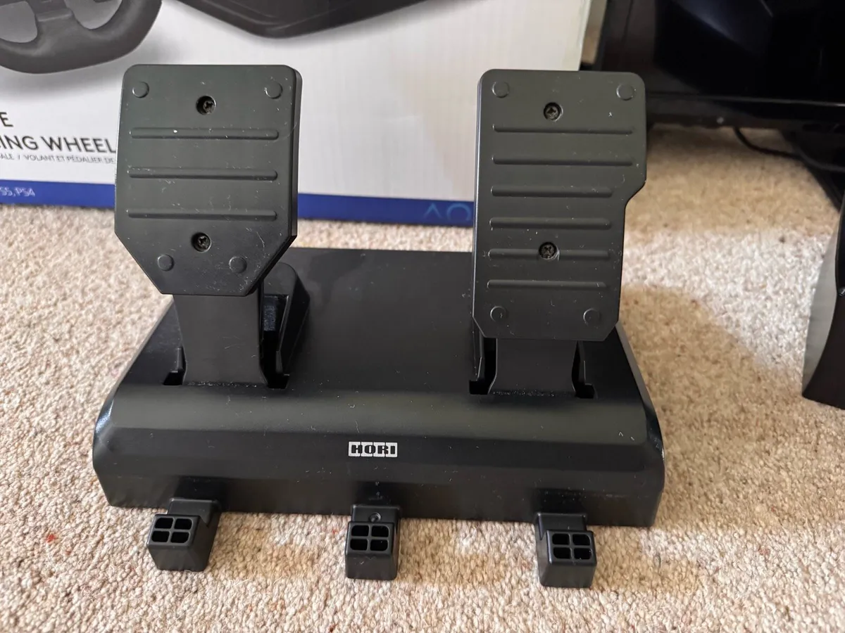 Logitech Playstation G923 Racing Wheel and Pedals - Image 3