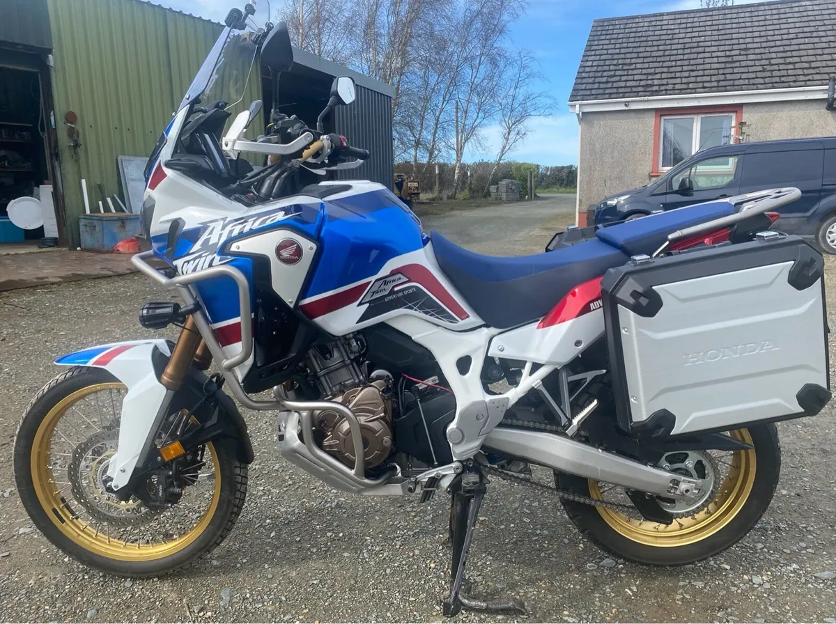 2018 Honda Africa Twin Adventure Sports CRF1000A - Image 2