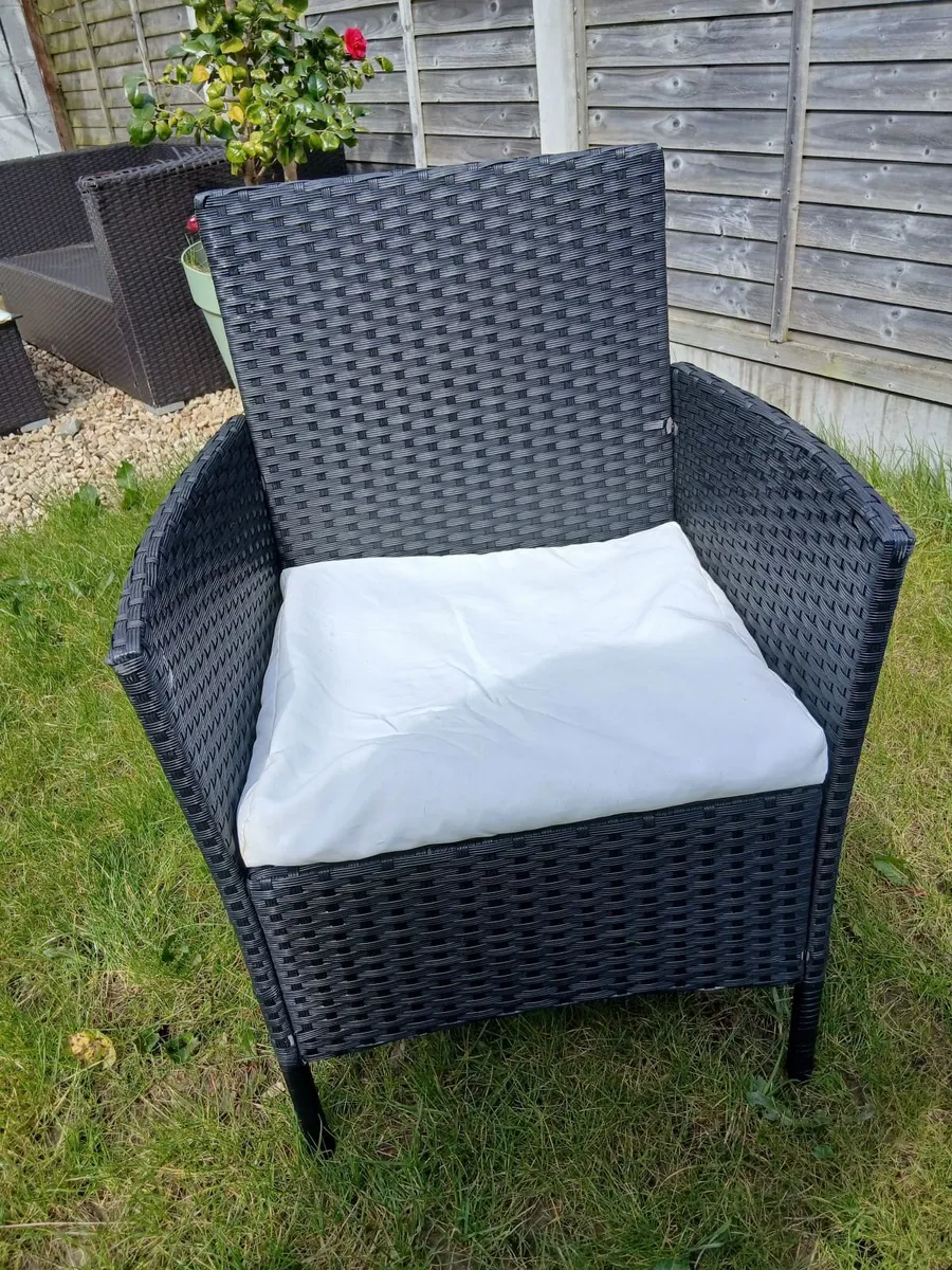 Garden Furniture - Image 4