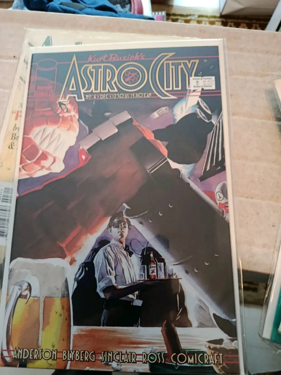 Astro city lot - Image 2