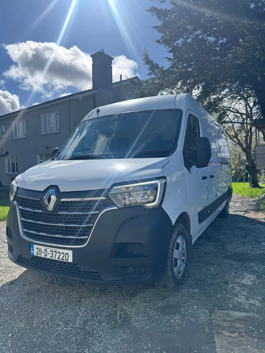 Renault Master 2021 - Image 1