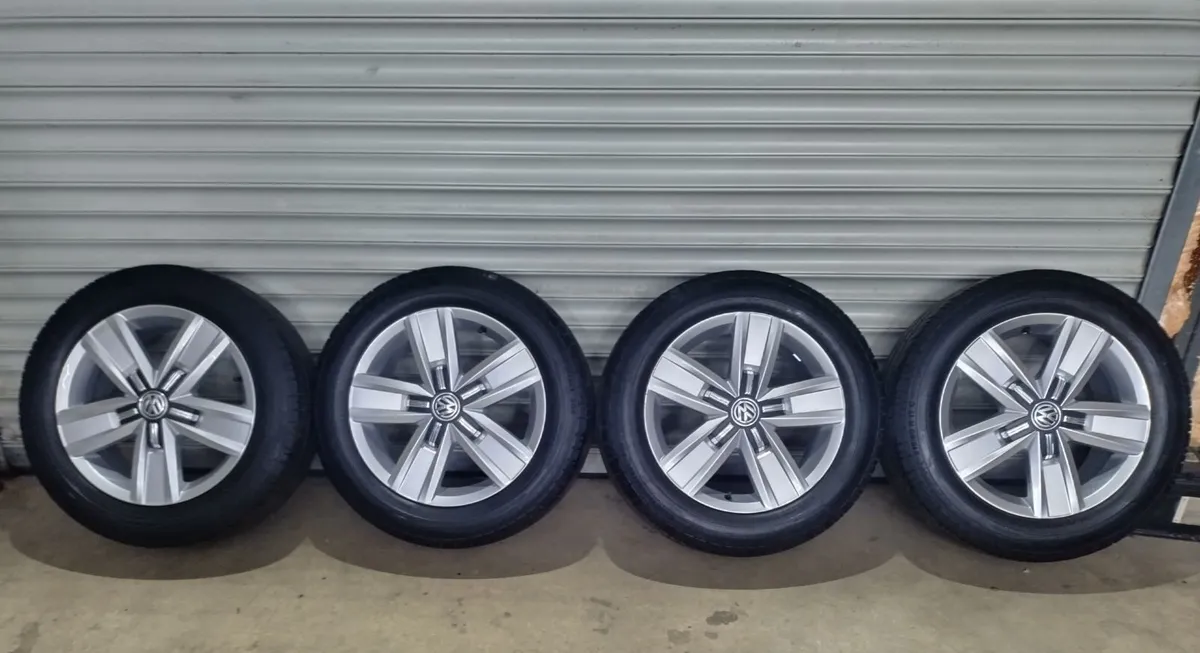VW T6.1,T6,T5 Trans Genuine 17" Alloys - Image 2