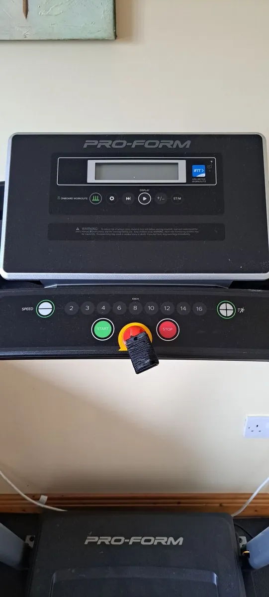 For sale - Treadmill - Image 1