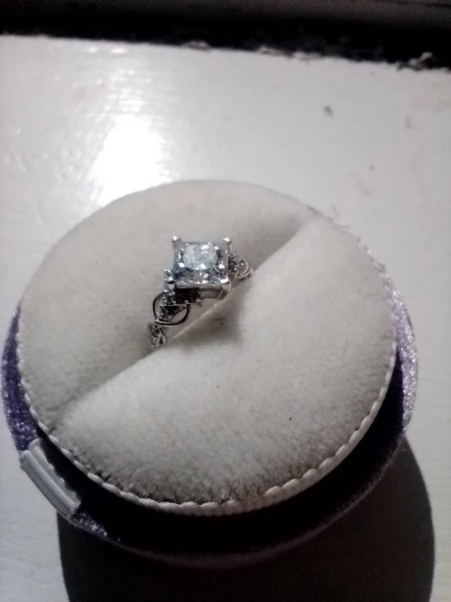 White gold ring - Image 3