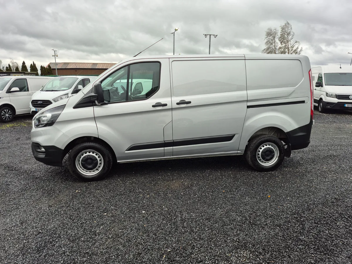 FORD TRANSIT CUSTOM LOW MILEAGE INCLUDES VAT - Image 4