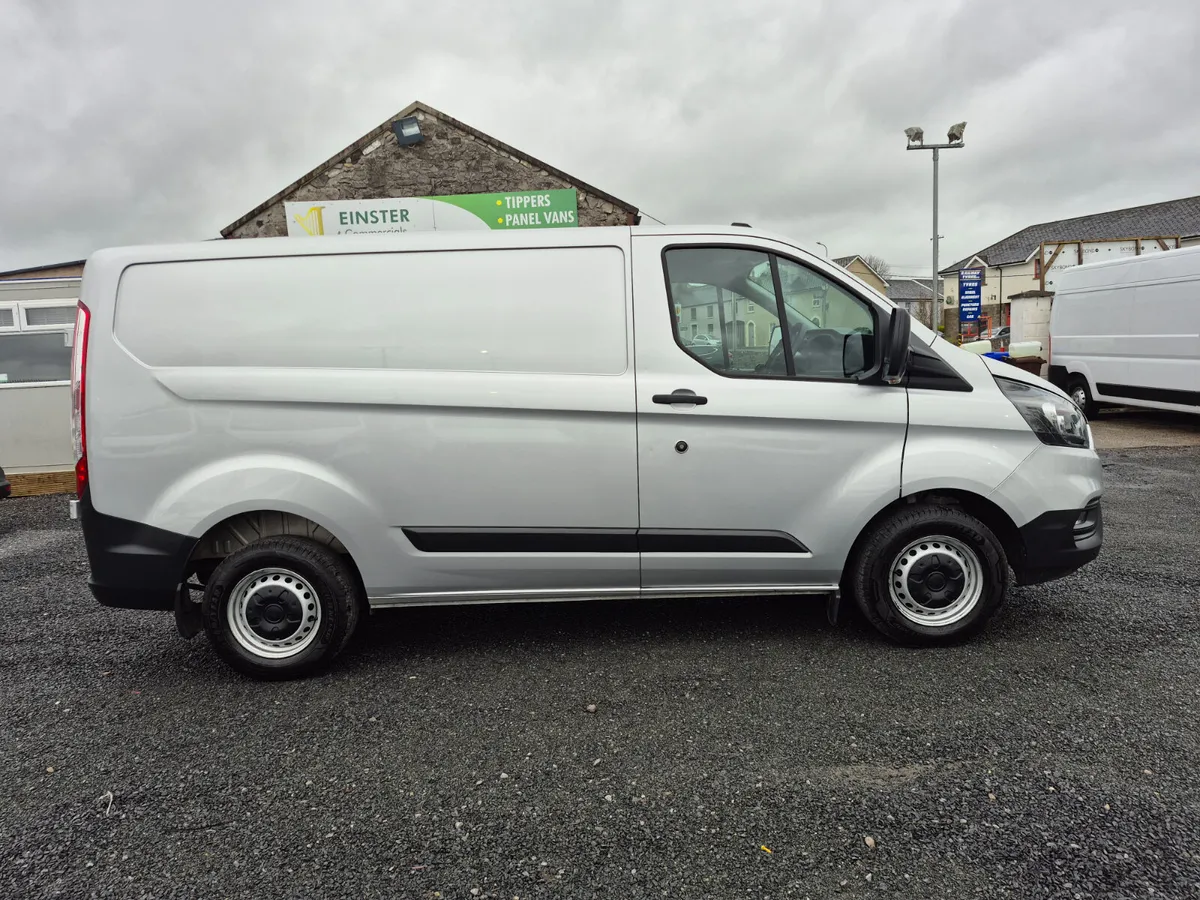 FORD TRANSIT CUSTOM LOW MILEAGE INCLUDES VAT - Image 3