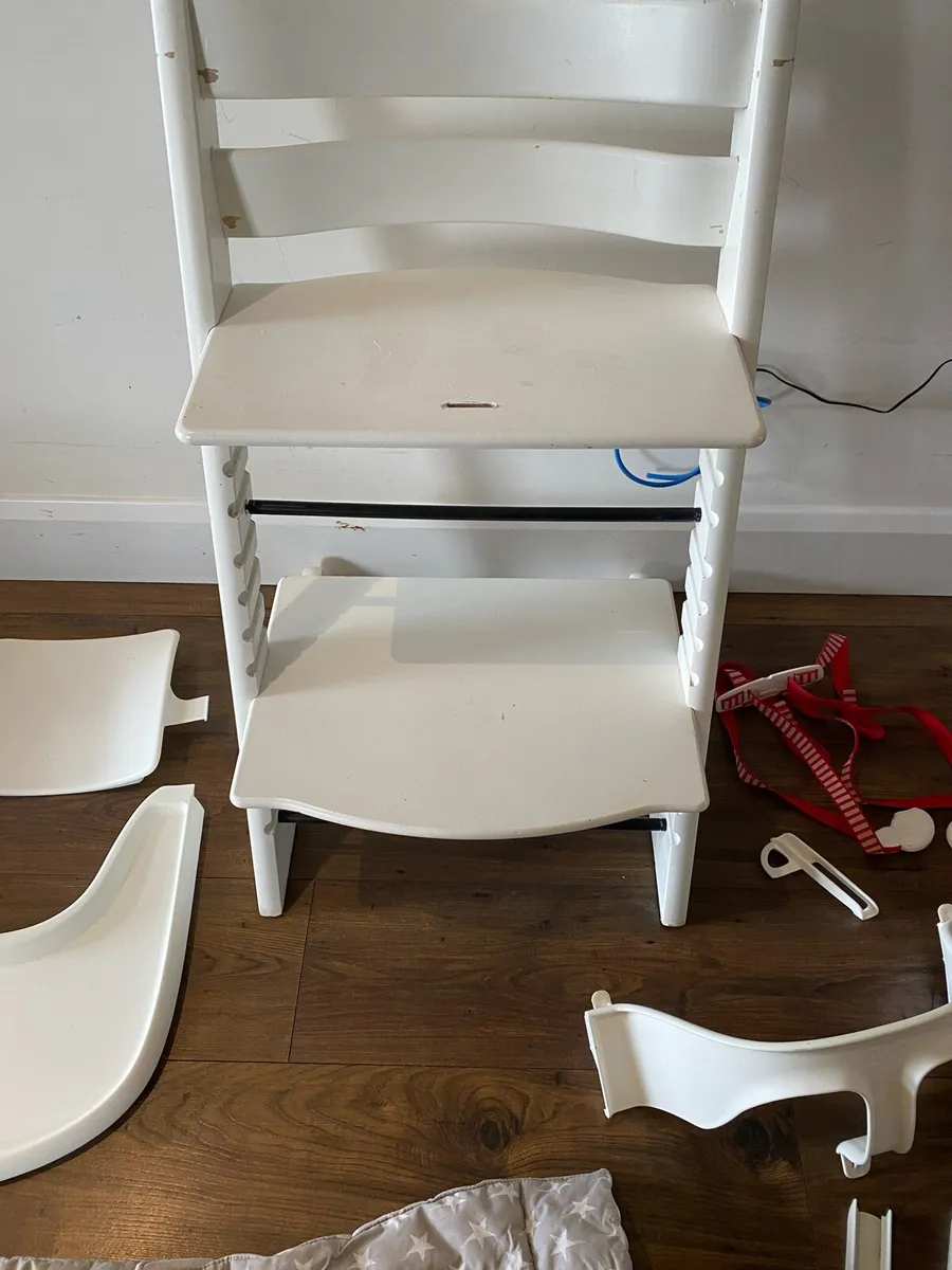 Tripp trapp and accessories - Image 1