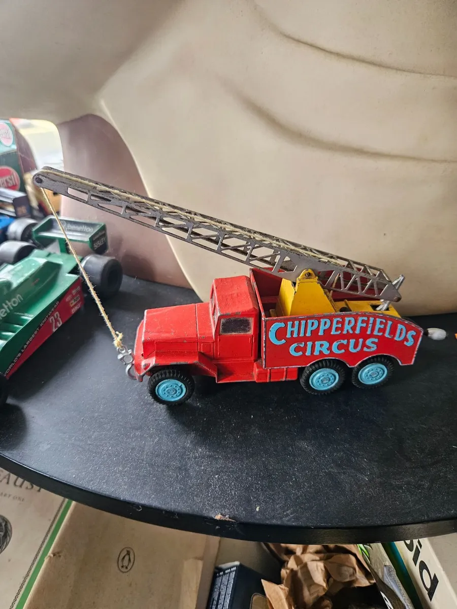 Corgi 1970's Chipperfields Circus Crane Truck - Image 2