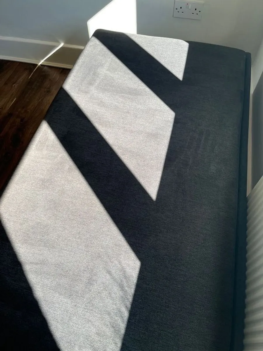 Meadows and Byrne bed in a box - Image 3