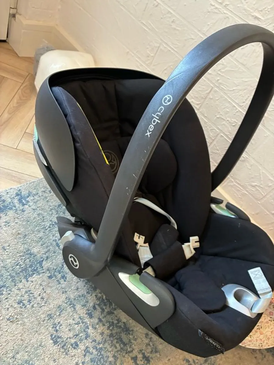 Cyber Car Seat and Base - Image 2