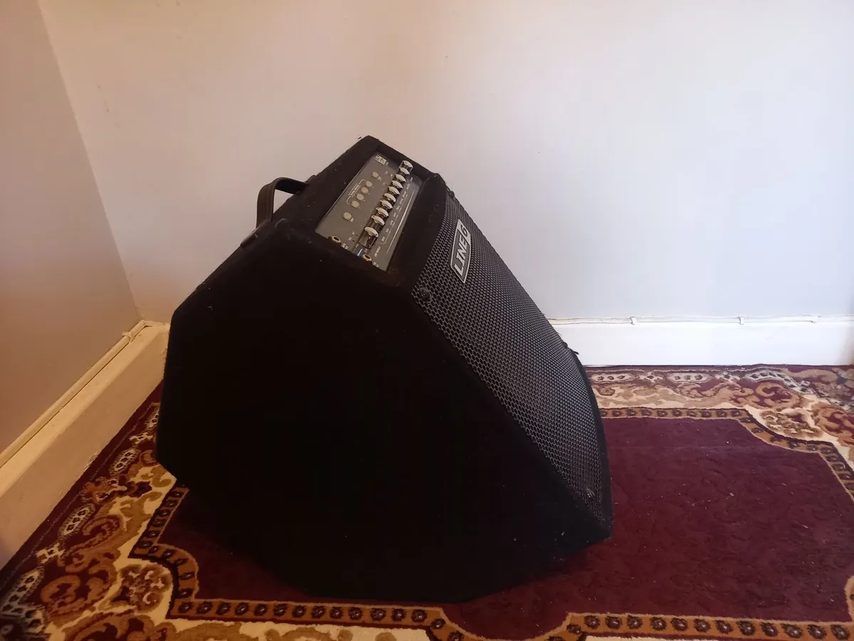 Line 6 Bass Amp - Image 3