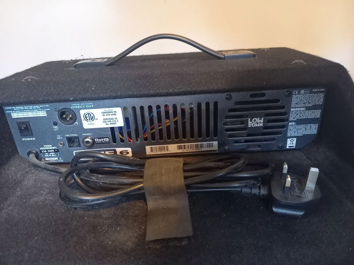 Line 6 Bass Amp - Image 2