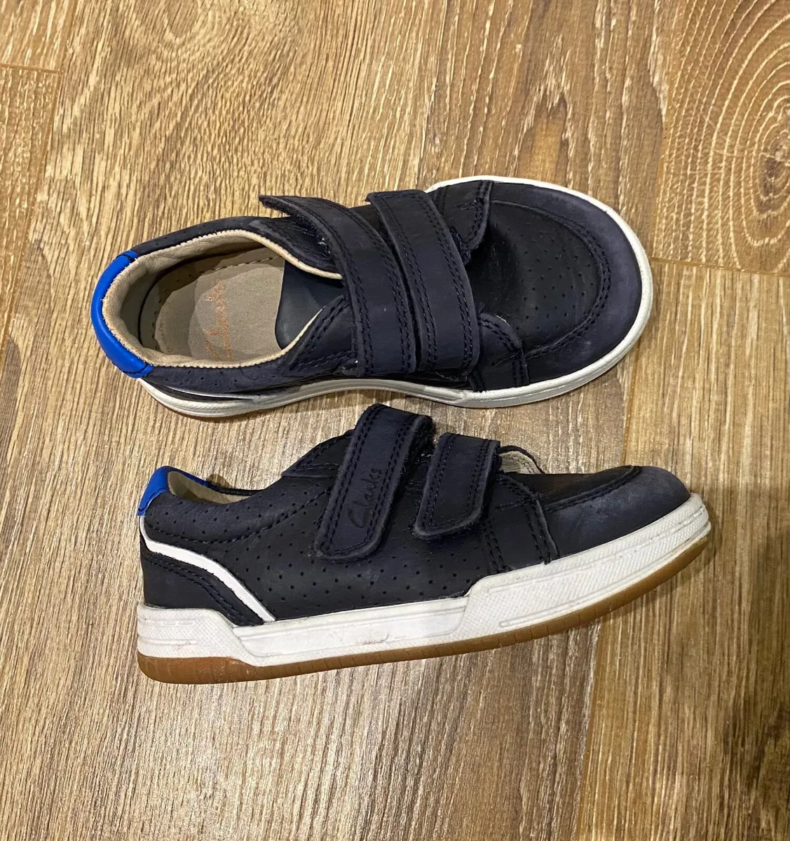 Boy shoes size UK7 eu24 - Image 4