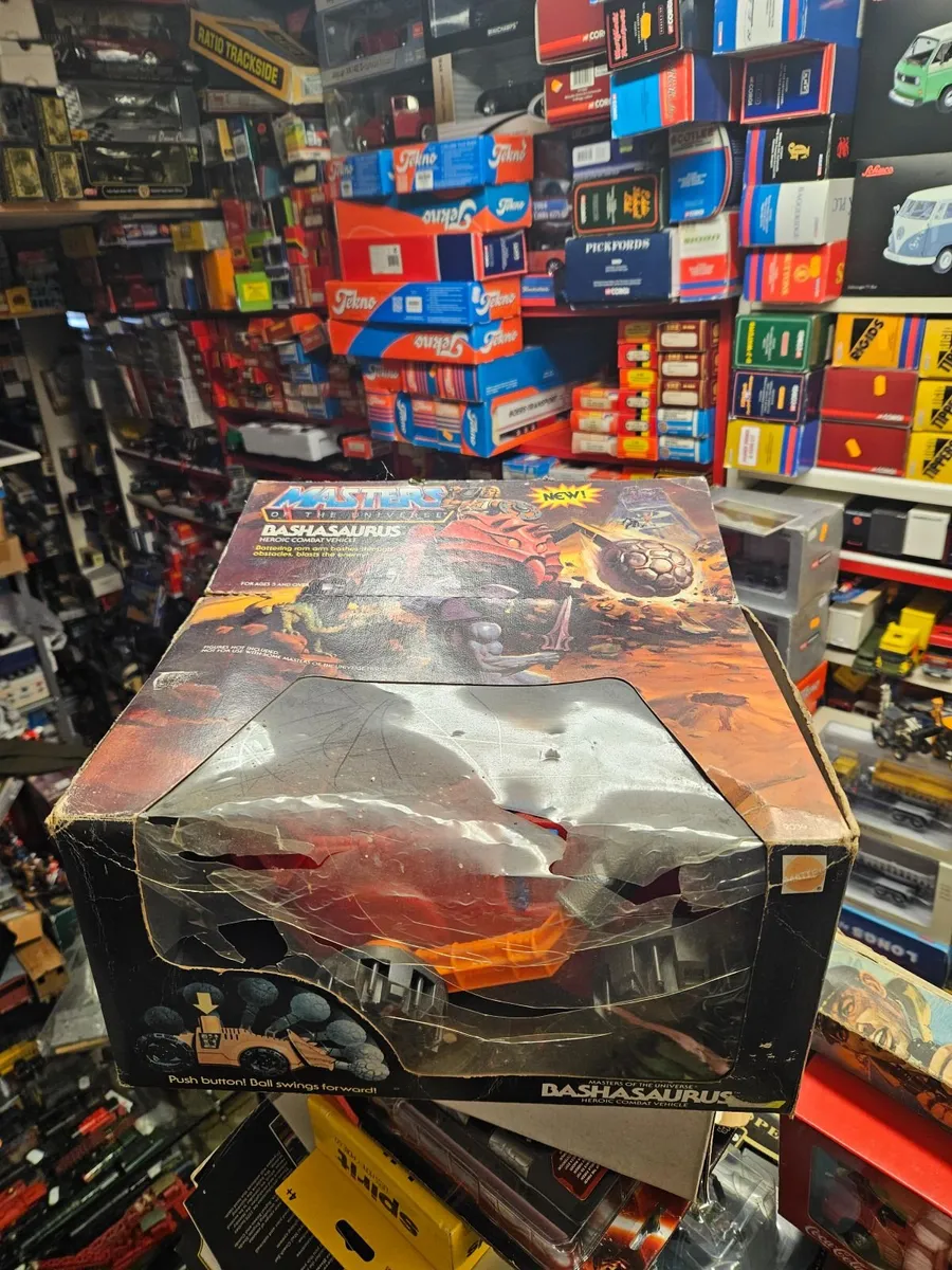 Vintage He Man Masters of the Universe Bashasaurus - Image 1