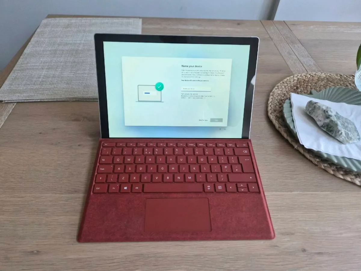 Microsoft Surface Pro 5 – i7 / 16GB / 512GB - Image 3