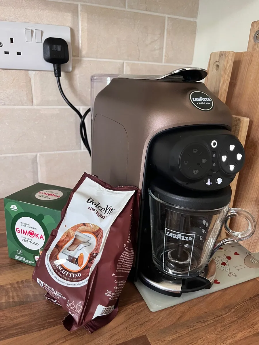 Lavazza Desea Coffee machine - Image 2