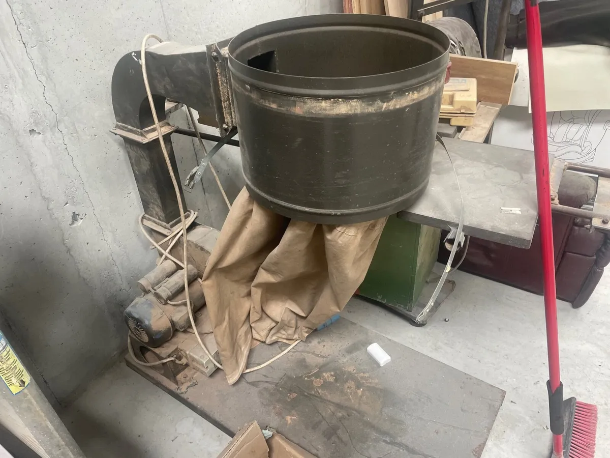 Extractor free to take away