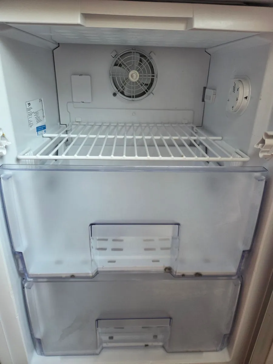 Beko Under-Counter Freezer - Image 4