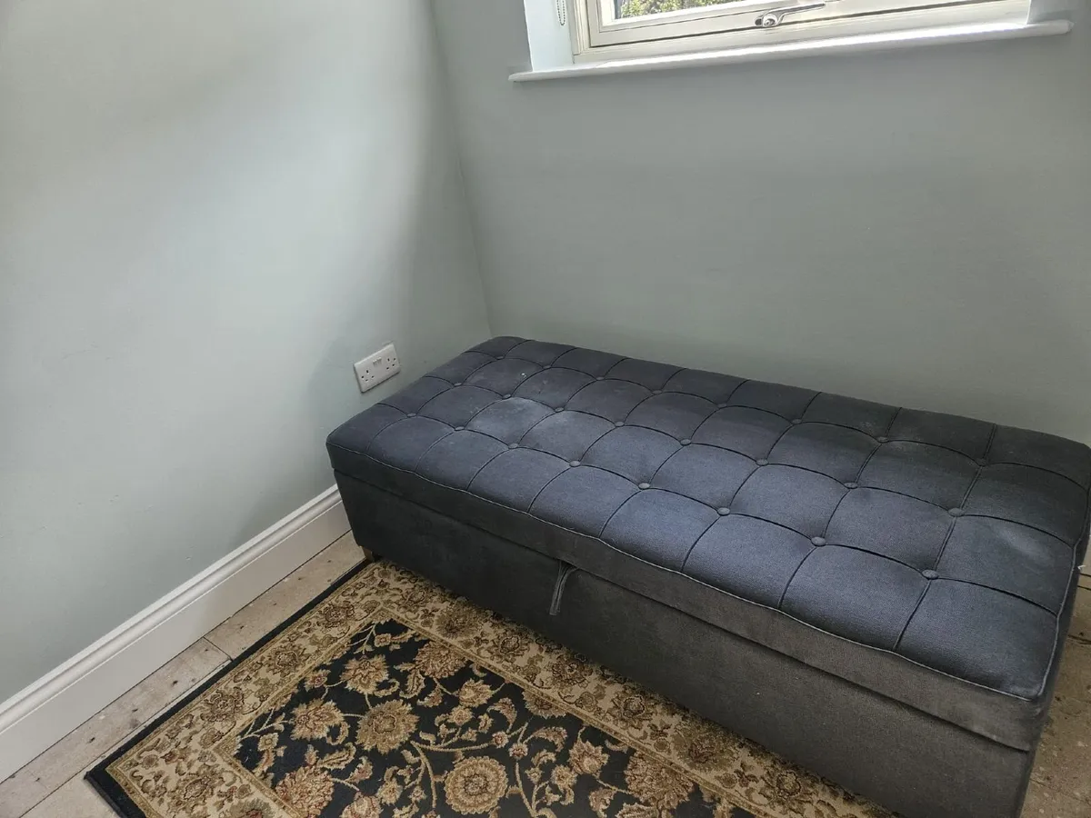 Large storage Footstool - Image 2