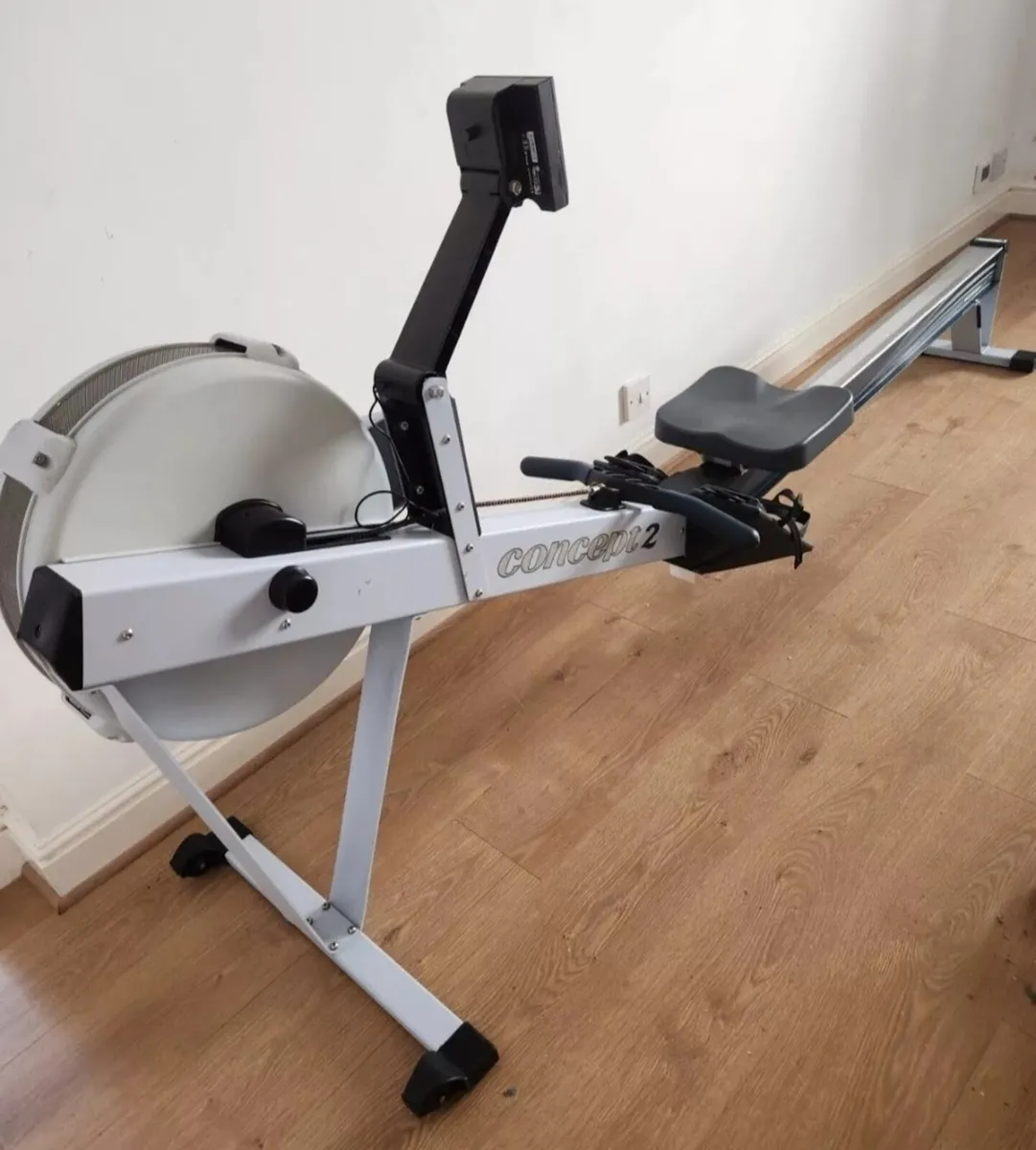 Concept 2 rowing machine - Image 2