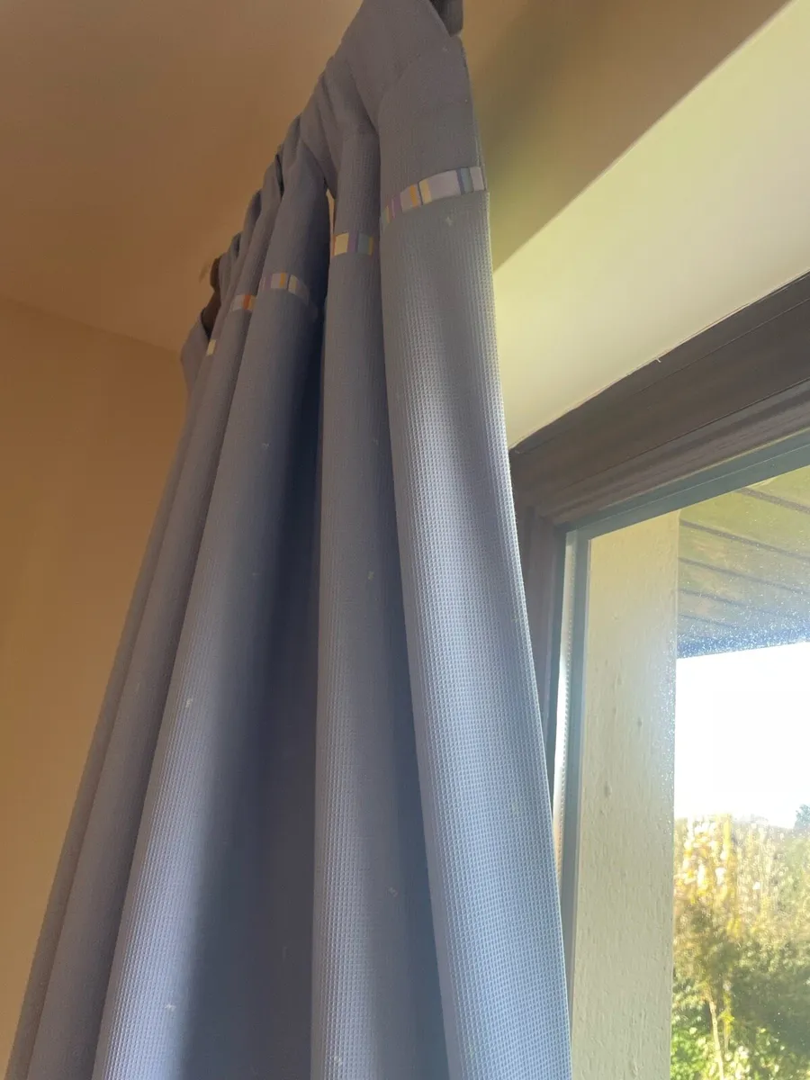 Blackout curtains - Image 2
