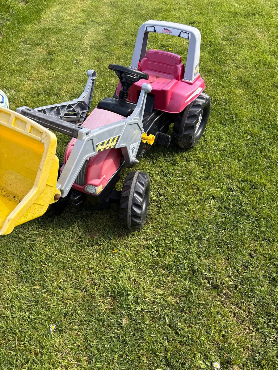 Kids rolly tractor - Image 2