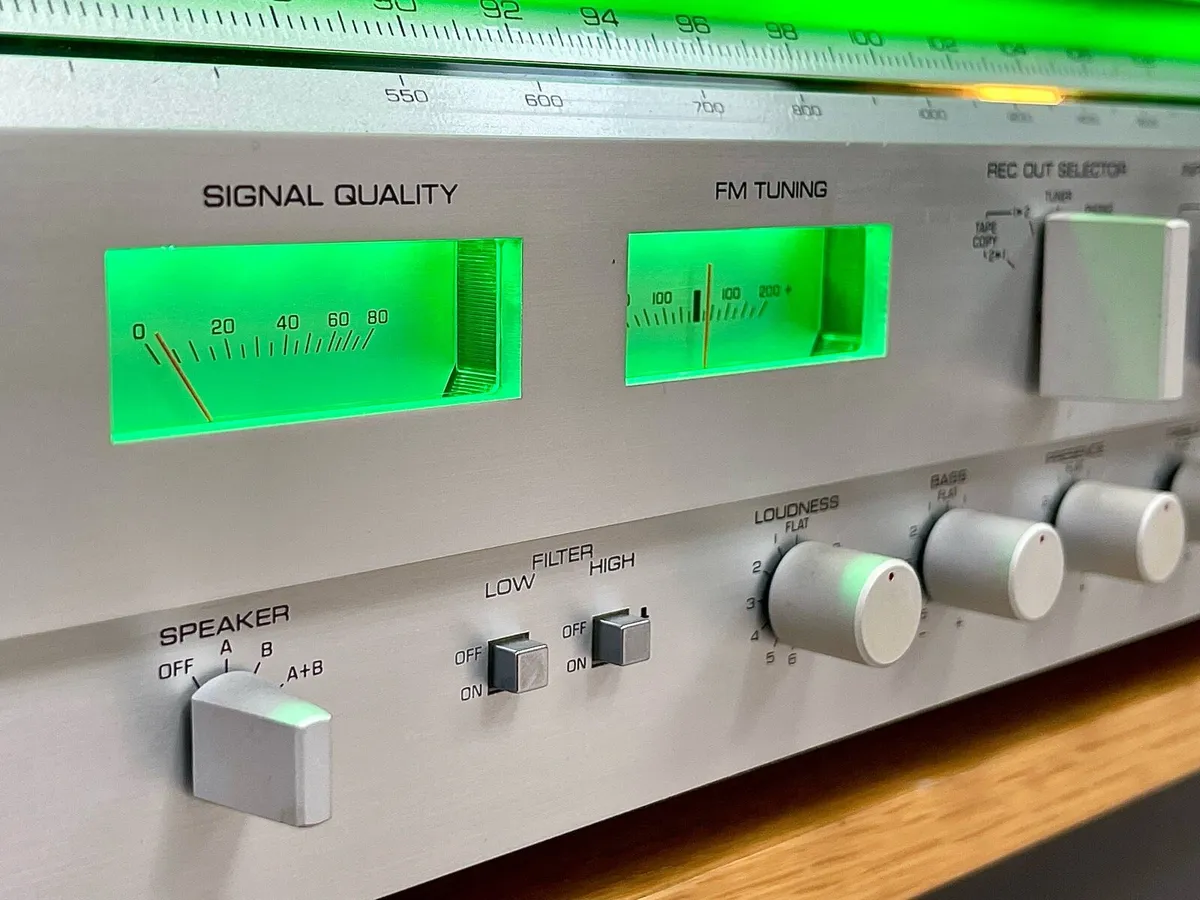 YAMAHA CR-840 integrated receiver - Image 3