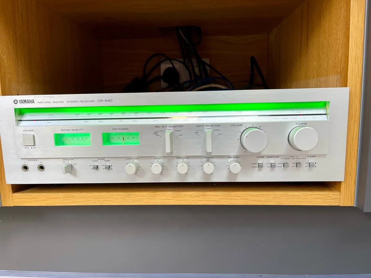 YAMAHA CR-840 integrated receiver - Image 1