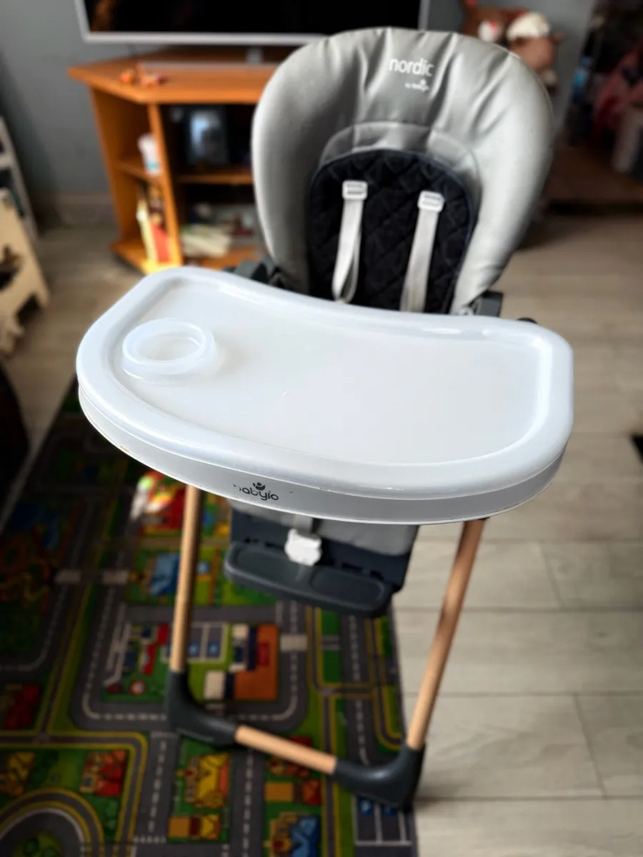 Babylo Nordic High chair - Image 1