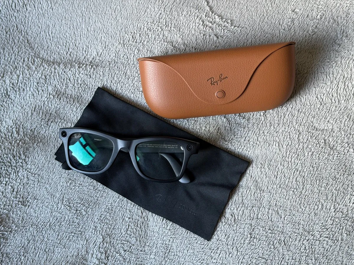 Ray-Ban Meta Glasses (Gen 2) - Matte Black - Image 1