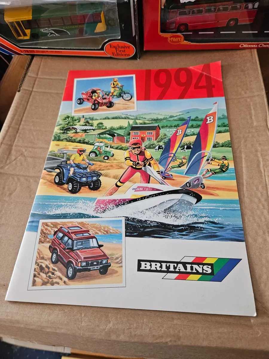 Britain's 1994 Toy Catalogue - Image 1