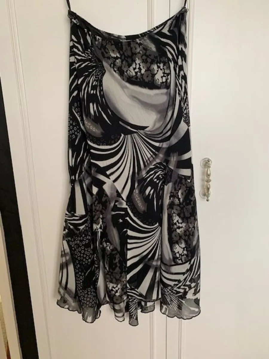 Dress combination - Image 3