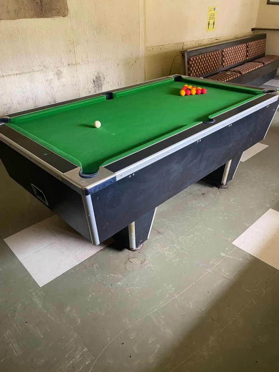 Pool table - Image 3