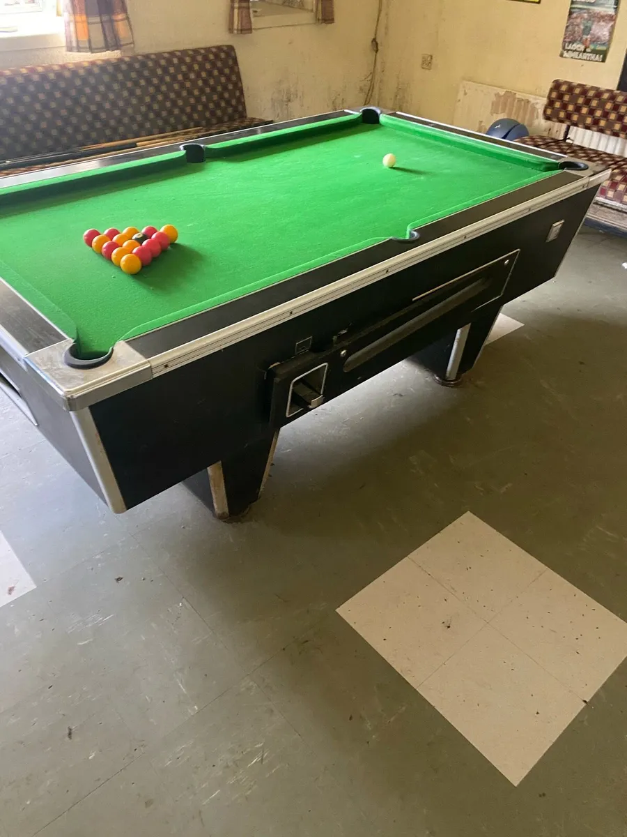 Pool table - Image 2