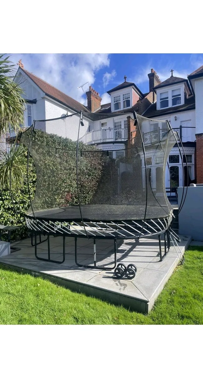 Springfree Trampoline - Image 2