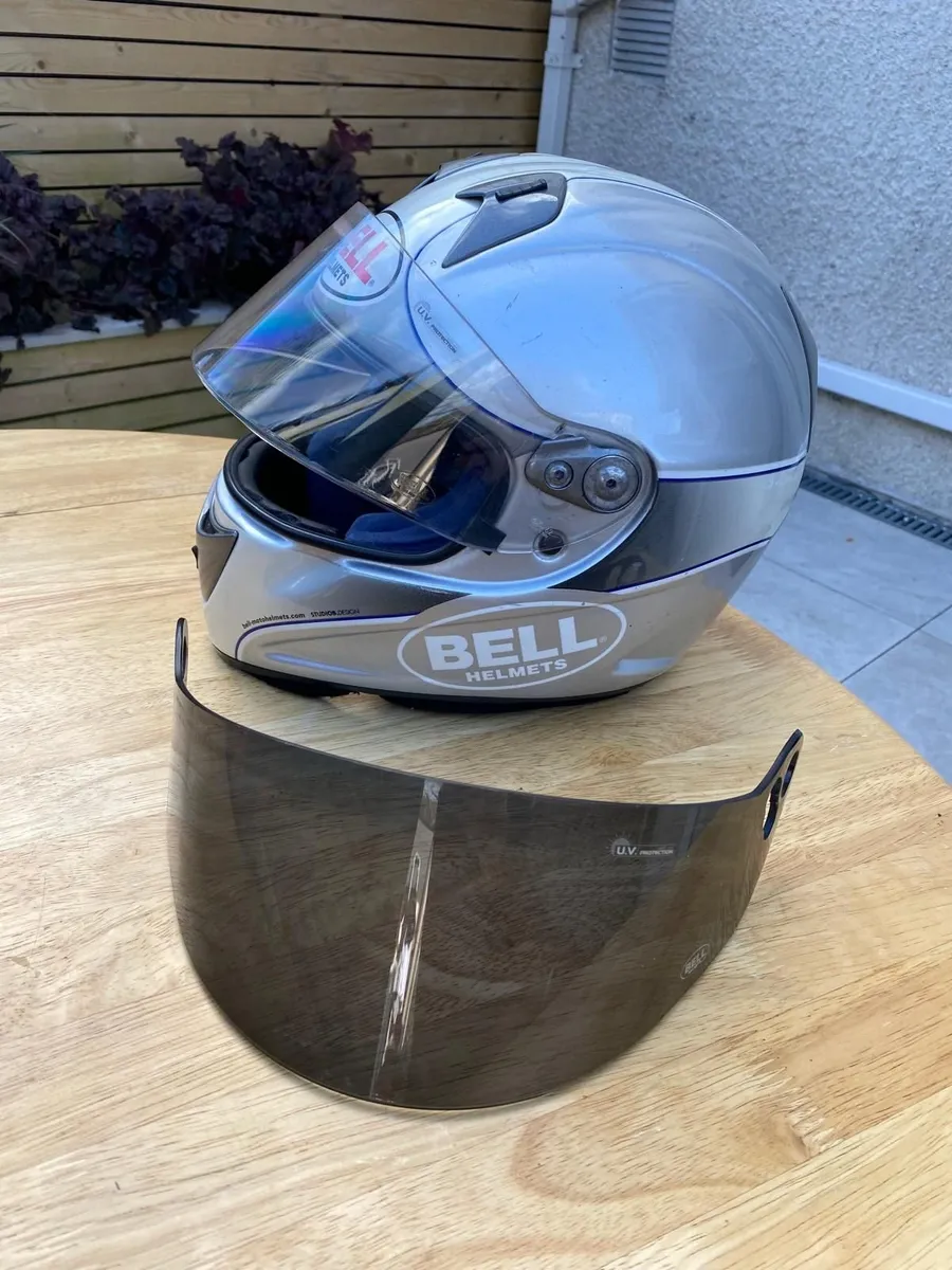 Motorbike Helmet - Image 3