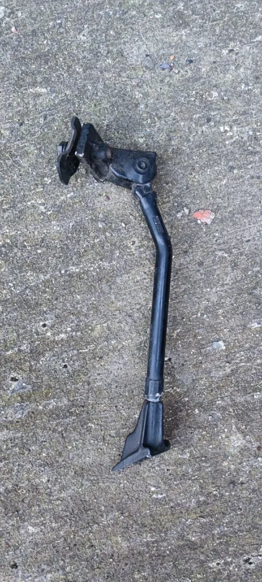 bicycle kickstand